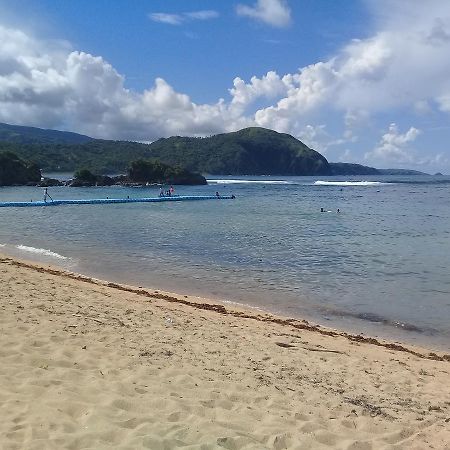 Josurfinn, Puraran Beach Baras  Kültér fotó