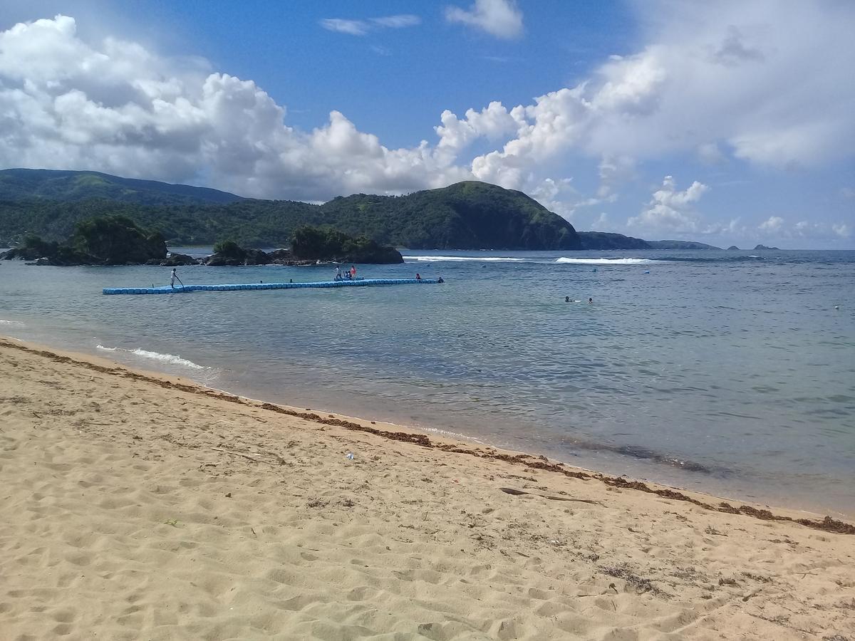Josurfinn, Puraran Beach Baras  Kültér fotó